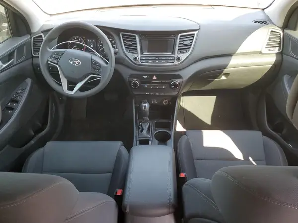 KM8J23A41JU817064 2018 HYUNDAI TUCSON - Image 8