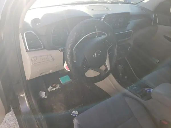 KM8J23A41KU061088 2019 HYUNDAI TUCSON - Image 8
