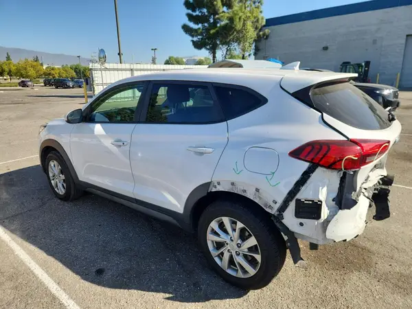 KM8J23A41KU859008 2019 HYUNDAI TUCSON - Image 2