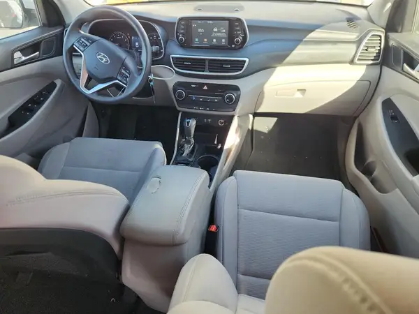 KM8J23A41KU859008 2019 HYUNDAI TUCSON - Image 8