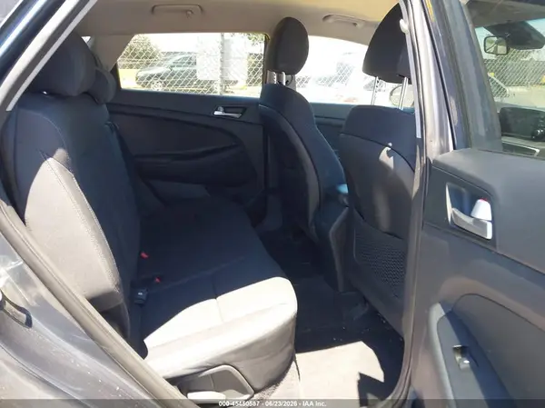 KM8J23A41KU859803 2019 HYUNDAI TUCSON - Image 8