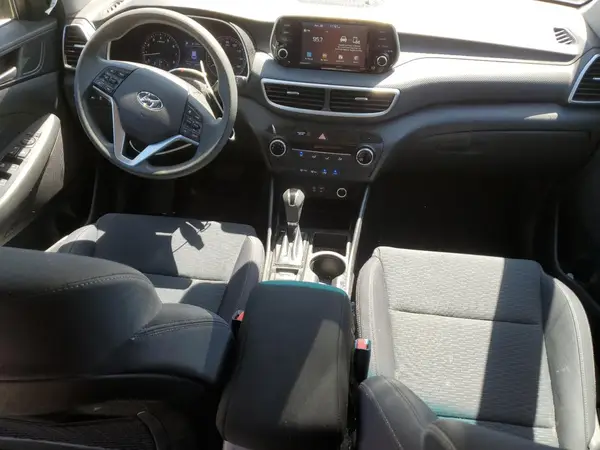 KM8J23A41KU860823 2019 HYUNDAI TUCSON - Image 8