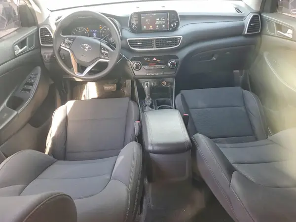 KM8J23A41KU883986 2019 HYUNDAI TUCSON - Image 8