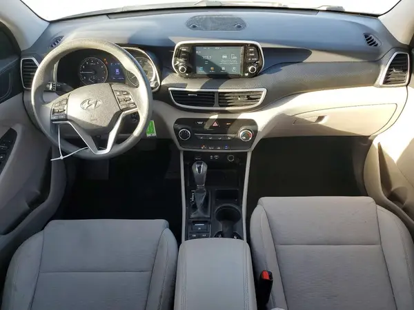 KM8J23A41KU888945 2019 HYUNDAI TUCSON - Image 8