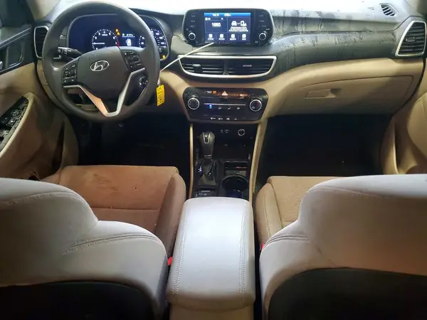 KM8J23A41KU899010 2019 HYUNDAI TUCSON - Image 8