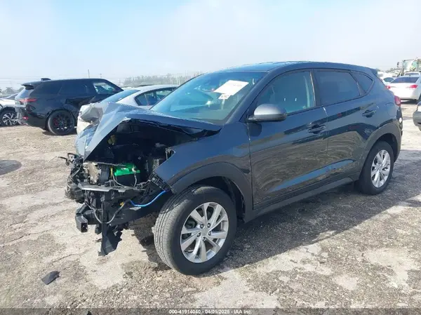 KM8J23A41KU909826 2019 HYUNDAI TUCSON - Image 2