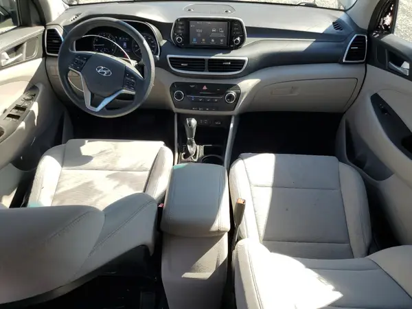 KM8J23A41KU915772 2019 HYUNDAI TUCSON - Image 8