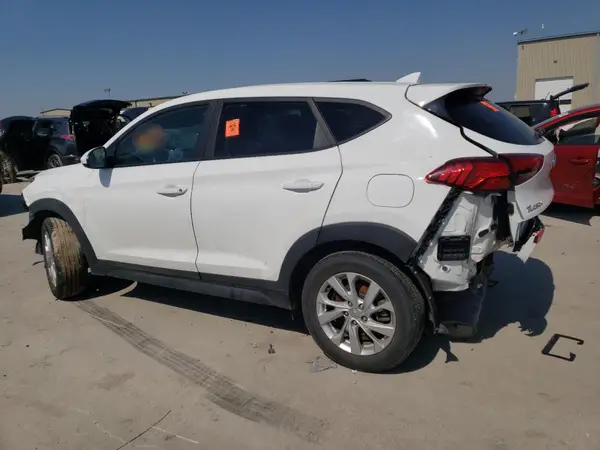 KM8J23A41KU915867 2019 HYUNDAI TUCSON - Image 2