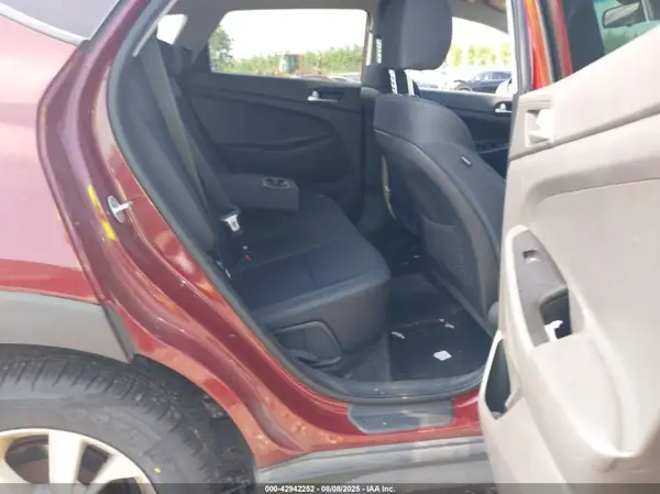 KM8J23A41LU092505 2020 HYUNDAI TUCSON - Image 8