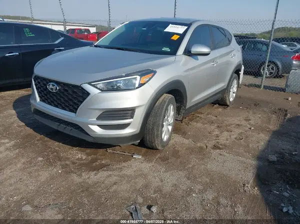 KM8J23A41LU140200 2020 HYUNDAI TUCSON - Image 2