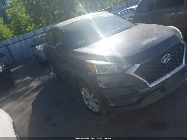KM8J23A41LU181796 2020 HYUNDAI TUCSON - Image 1