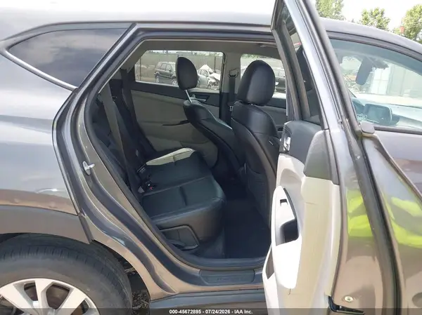 KM8J23A41LU211766 2020 HYUNDAI TUCSON - Image 8