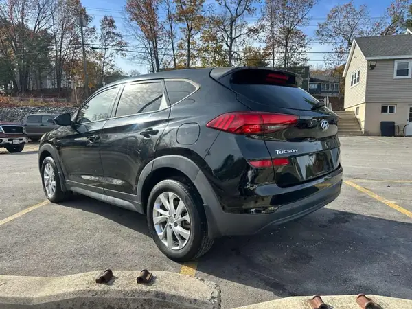 KM8J23A41MU311688 2021 HYUNDAI TUCSON - Image 2