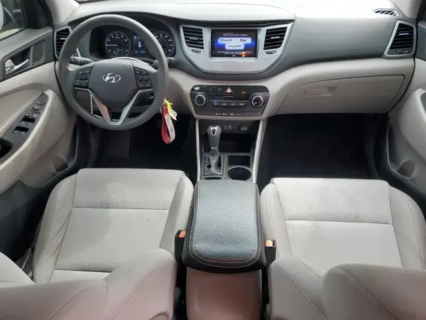KM8J23A42GU027944 2016 HYUNDAI TUCSON - Image 8