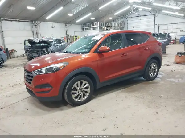 KM8J23A42GU030102 2016 HYUNDAI TUCSON - Image 2