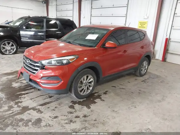 KM8J23A42GU044811 2016 HYUNDAI TUCSON - Image 2