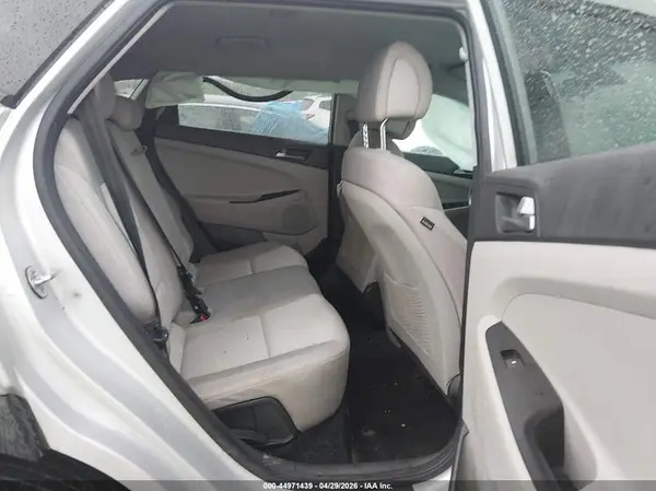 KM8J23A42GU152135 2016 HYUNDAI TUCSON - Image 8
