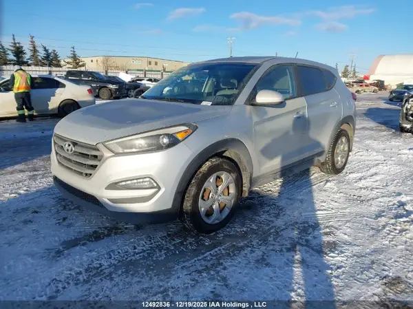 KM8J23A42GU171591 2016 HYUNDAI TUCSON - Image 2