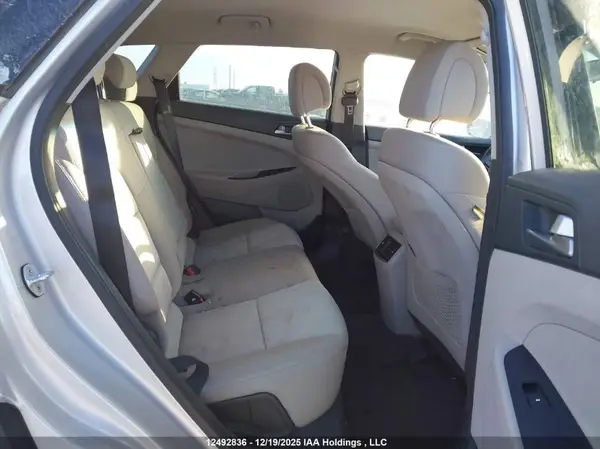 KM8J23A42GU171591 2016 HYUNDAI TUCSON - Image 8