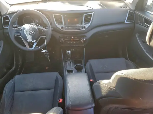 KM8J23A42GU213645 2016 HYUNDAI TUCSON - Image 8