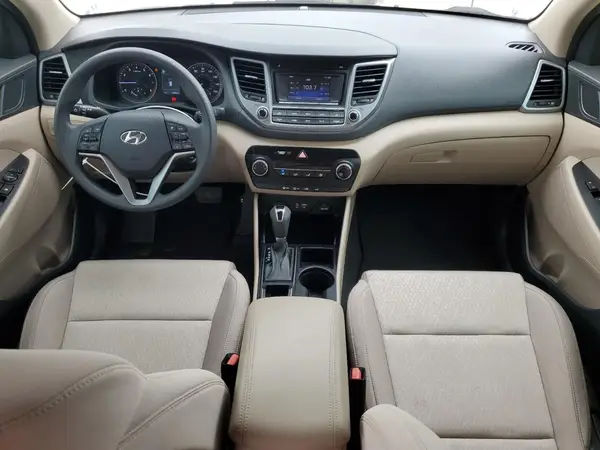 KM8J23A42GU231384 2016 HYUNDAI TUCSON - Image 8