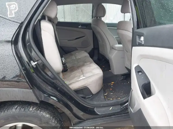 KM8J23A42GU247617 2016 HYUNDAI TUCSON - Image 8