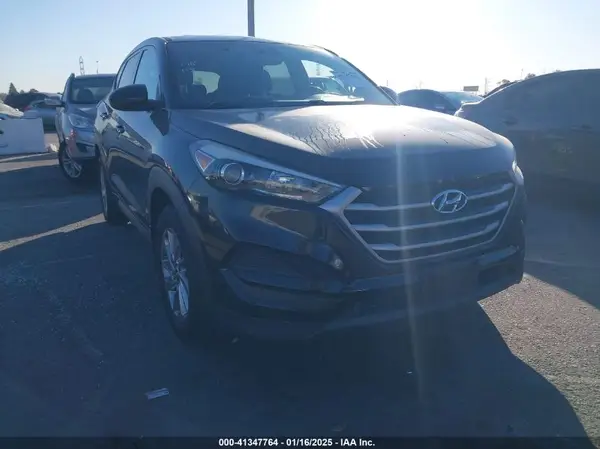 KM8J23A42HU277007 2017 HYUNDAI TUCSON - Image 1