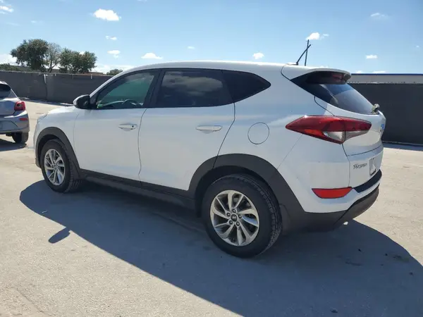 KM8J23A42HU287777 2017 HYUNDAI TUCSON - Image 2