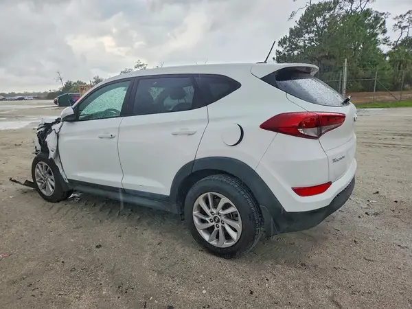 KM8J23A42HU356032 2017 HYUNDAI TUCSON - Image 2