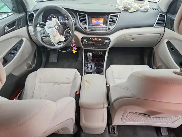 KM8J23A42HU356032 2017 HYUNDAI TUCSON - Image 8