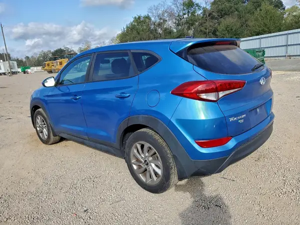 KM8J23A42HU376863 2017 HYUNDAI TUCSON - Image 2