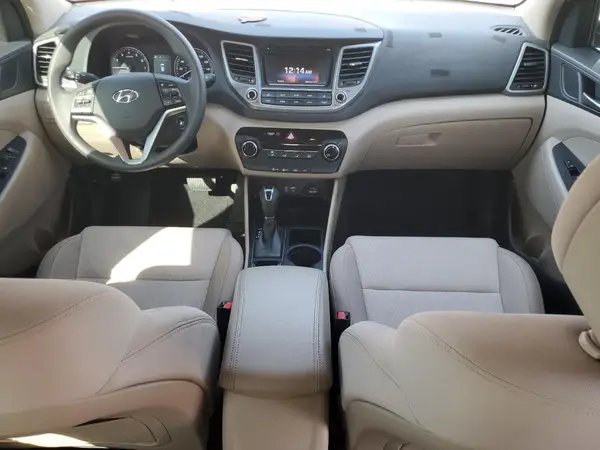 KM8J23A42HU377382 2017 HYUNDAI TUCSON - Image 8
