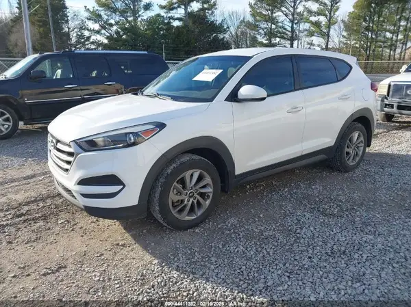 KM8J23A42HU461671 2017 HYUNDAI TUCSON - Image 2