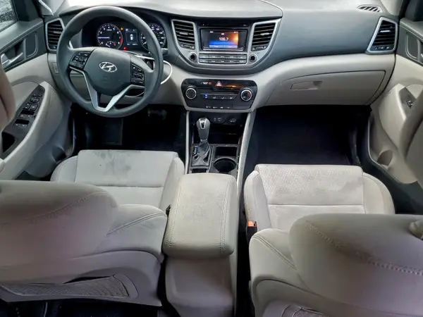 KM8J23A42HU467034 2017 HYUNDAI TUCSON - Image 8