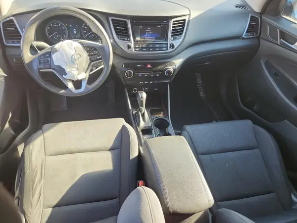 KM8J23A42HU493987 2017 HYUNDAI TUCSON - Image 8