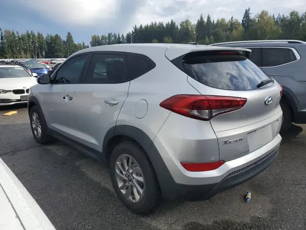 KM8J23A42HU494718 2017 HYUNDAI TUCSON - Image 2