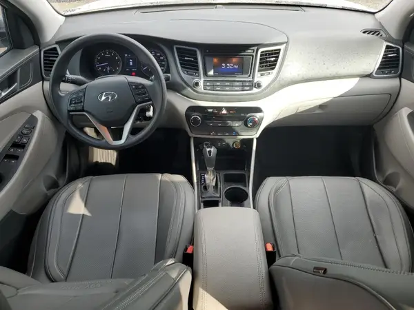 KM8J23A42HU494718 2017 HYUNDAI TUCSON - Image 8