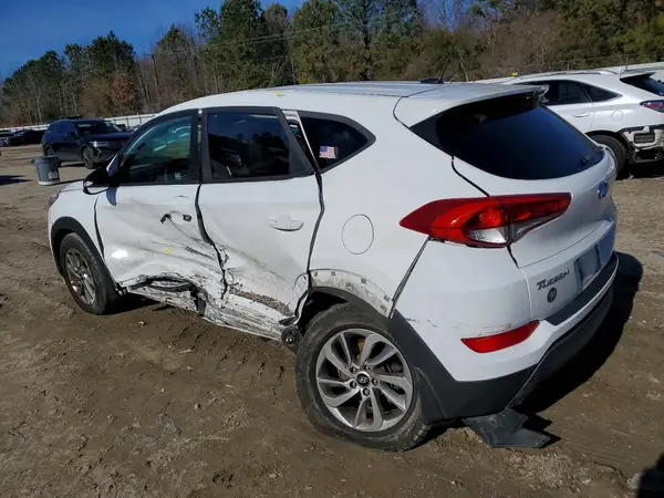 KM8J23A42HU502669 2017 HYUNDAI TUCSON - Image 2