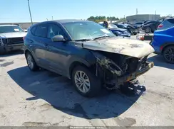 KM8J23A42HU504518 2017 HYUNDAI TUCSON