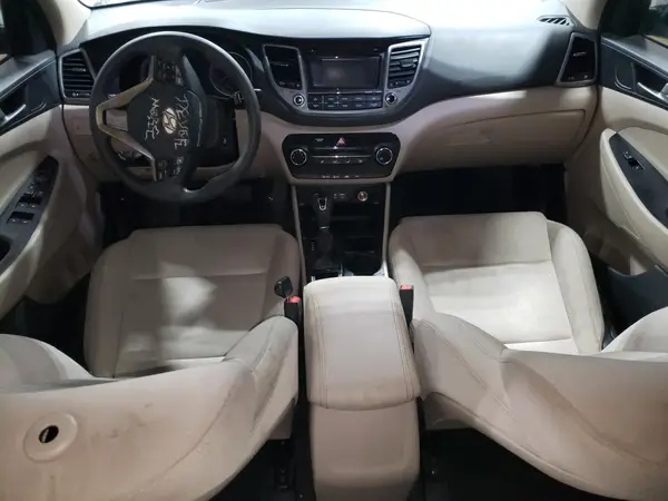 KM8J23A42HU545280 2017 HYUNDAI TUCSON - Image 8
