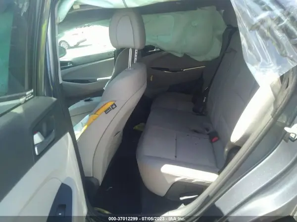 KM8J23A42HU566145 2017 HYUNDAI TUCSON - Image 8