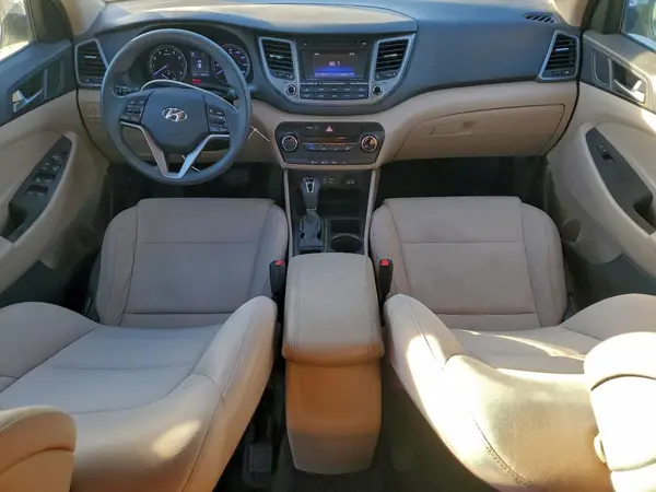 KM8J23A42JU616760 2018 HYUNDAI TUCSON - Image 8