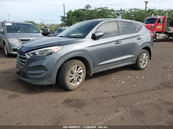 KM8J23A42JU624681 2018 HYUNDAI TUCSON - Image 2