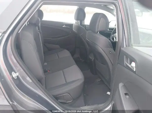 KM8J23A42JU661682 2018 HYUNDAI TUCSON - Image 8