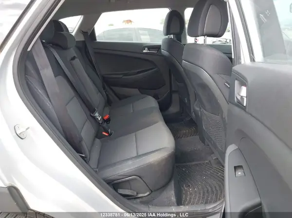 KM8J23A42JU689644 2018 HYUNDAI TUCSON - Image 8