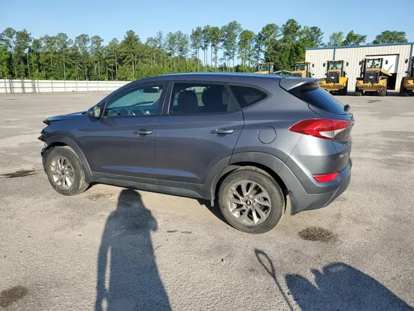 KM8J23A42JU749566 2018 HYUNDAI TUCSON - Image 2