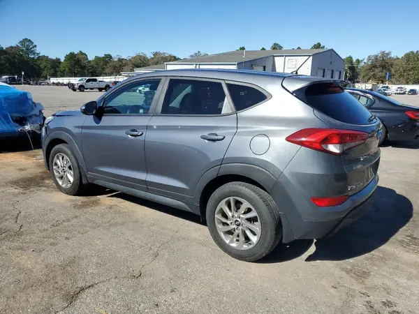 KM8J23A42JU761359 2018 HYUNDAI TUCSON - Image 2