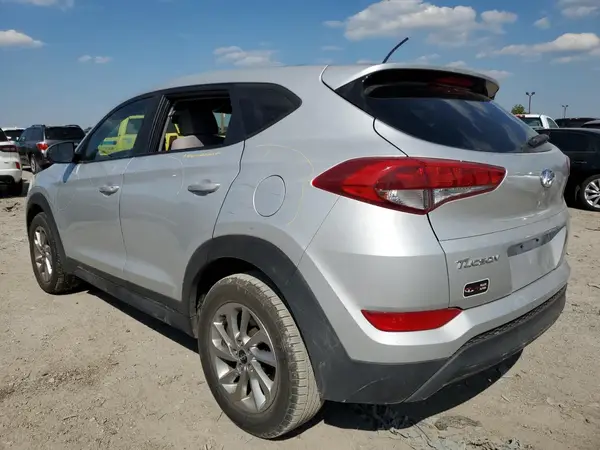 KM8J23A42JU769784 2018 HYUNDAI TUCSON - Image 2