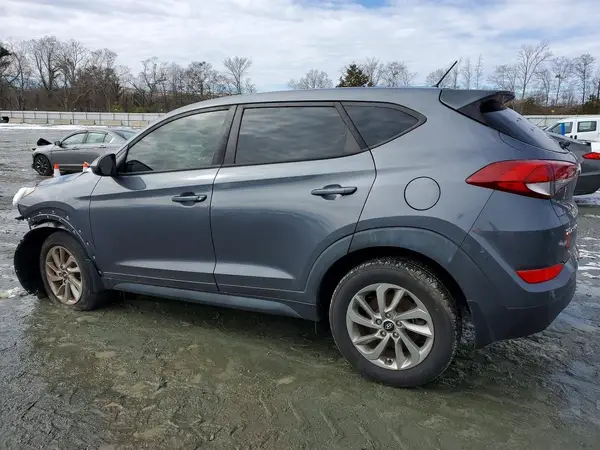 KM8J23A42JU836173 2018 HYUNDAI TUCSON - Image 2