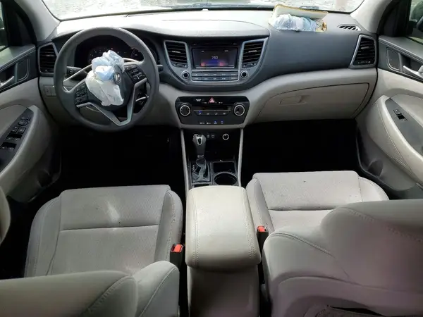 KM8J23A42JU836173 2018 HYUNDAI TUCSON - Image 8